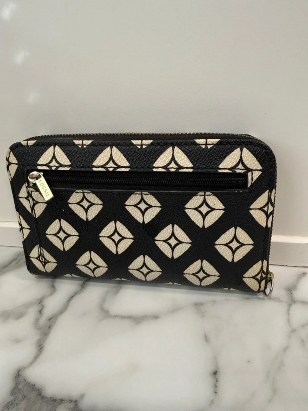 Fossil stylish black